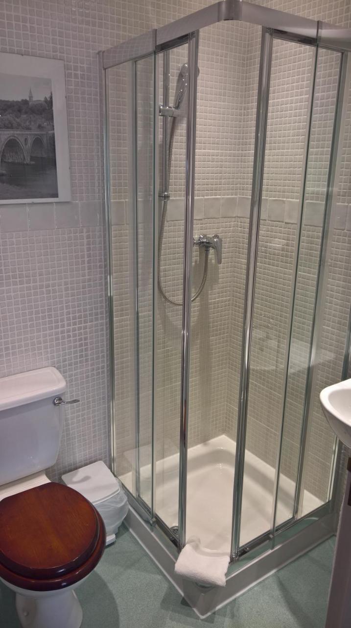 Milka's Hotell Oxford Exteriör bild