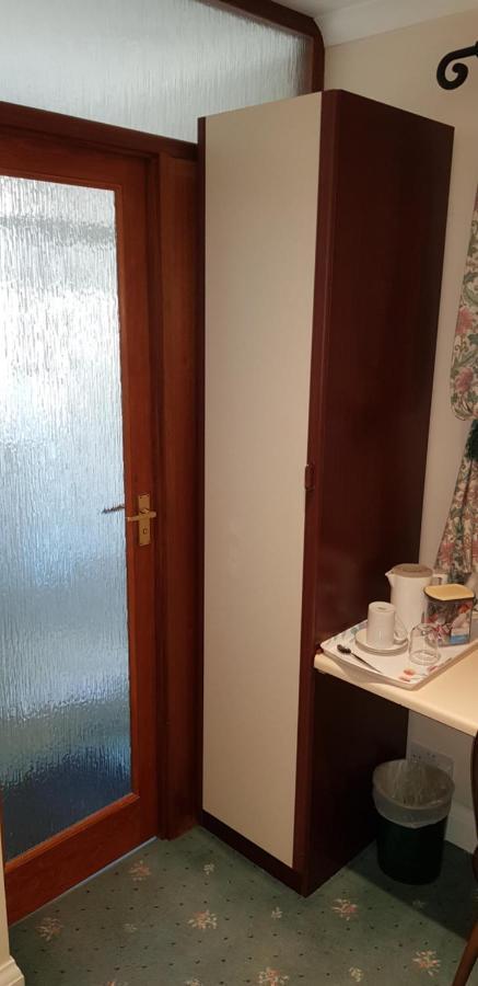 Milka's Hotell Oxford Exteriör bild